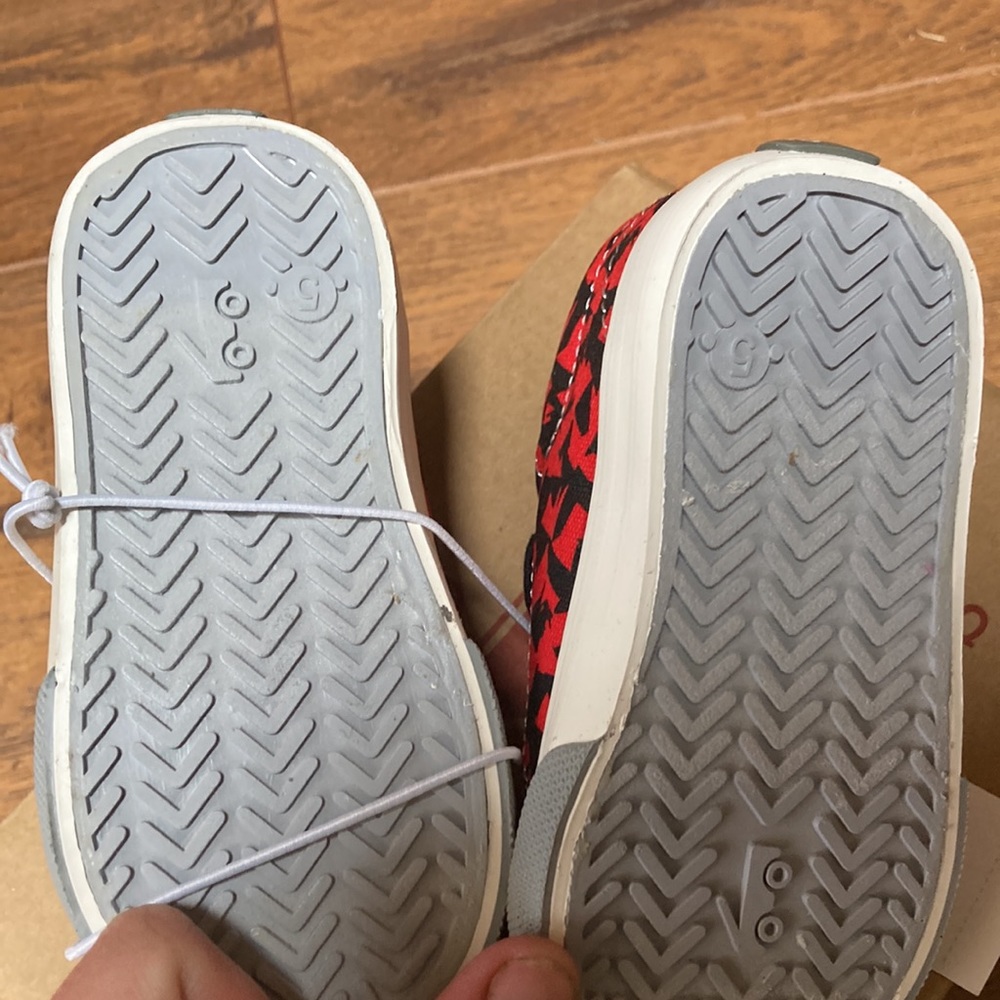 COPY - NWT See Kai Run toddler sneakers various sizes - Picture 4 of 5